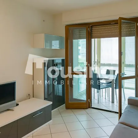 Topazio Apartment; Pratico, Moderno E Signorile! *